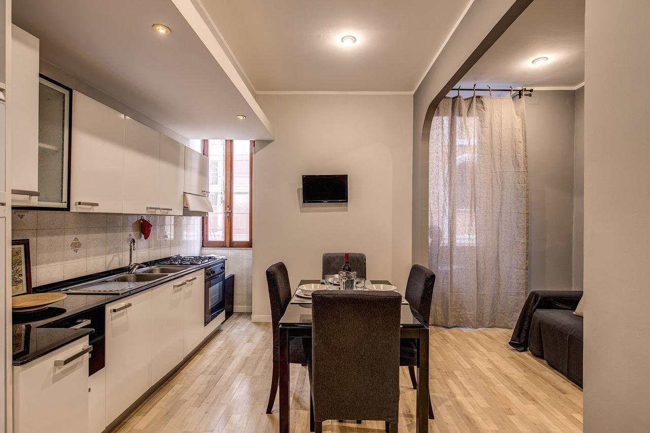 Mecenate Colosseo Suite Roma Exterior foto